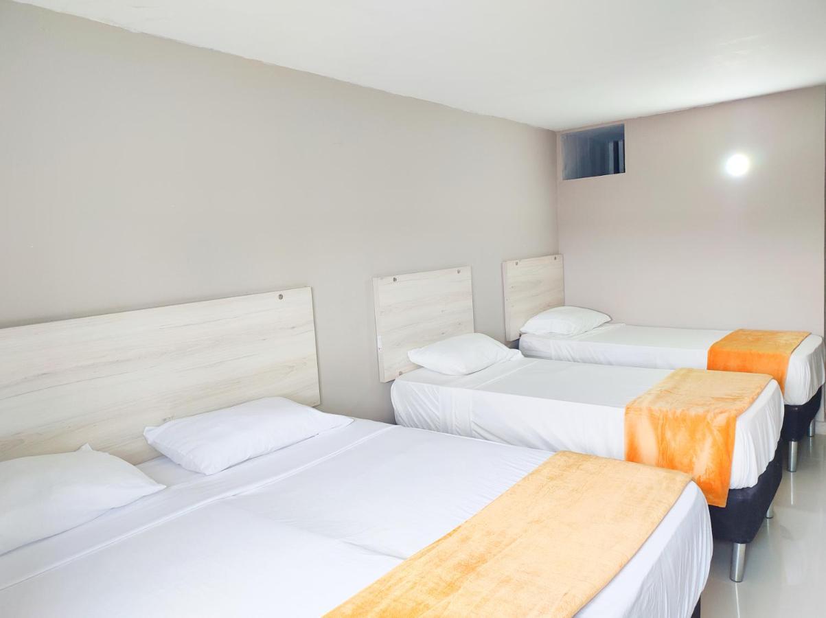 Hotel Canadiense Barranquilla บาร์รังกีญา ภายนอก รูปภาพ