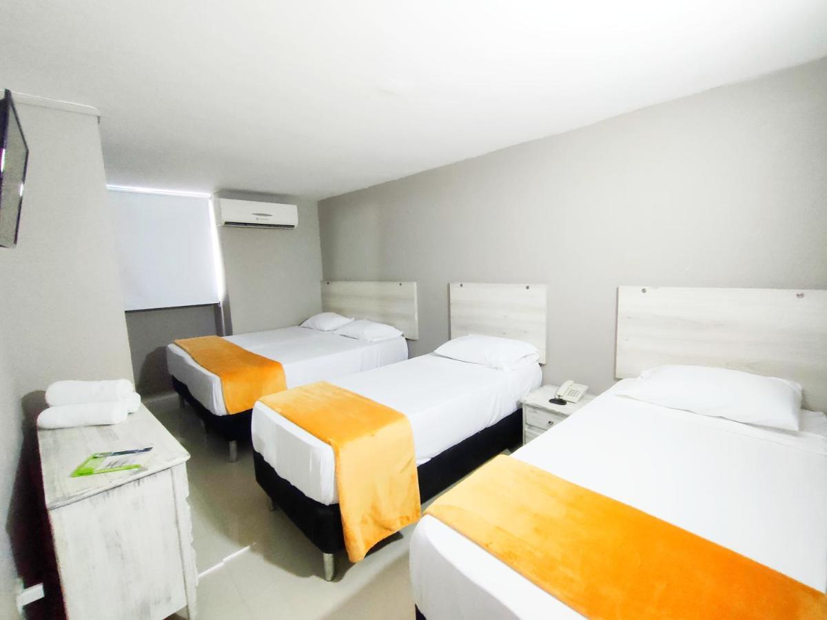 Hotel Canadiense Barranquilla บาร์รังกีญา ภายนอก รูปภาพ