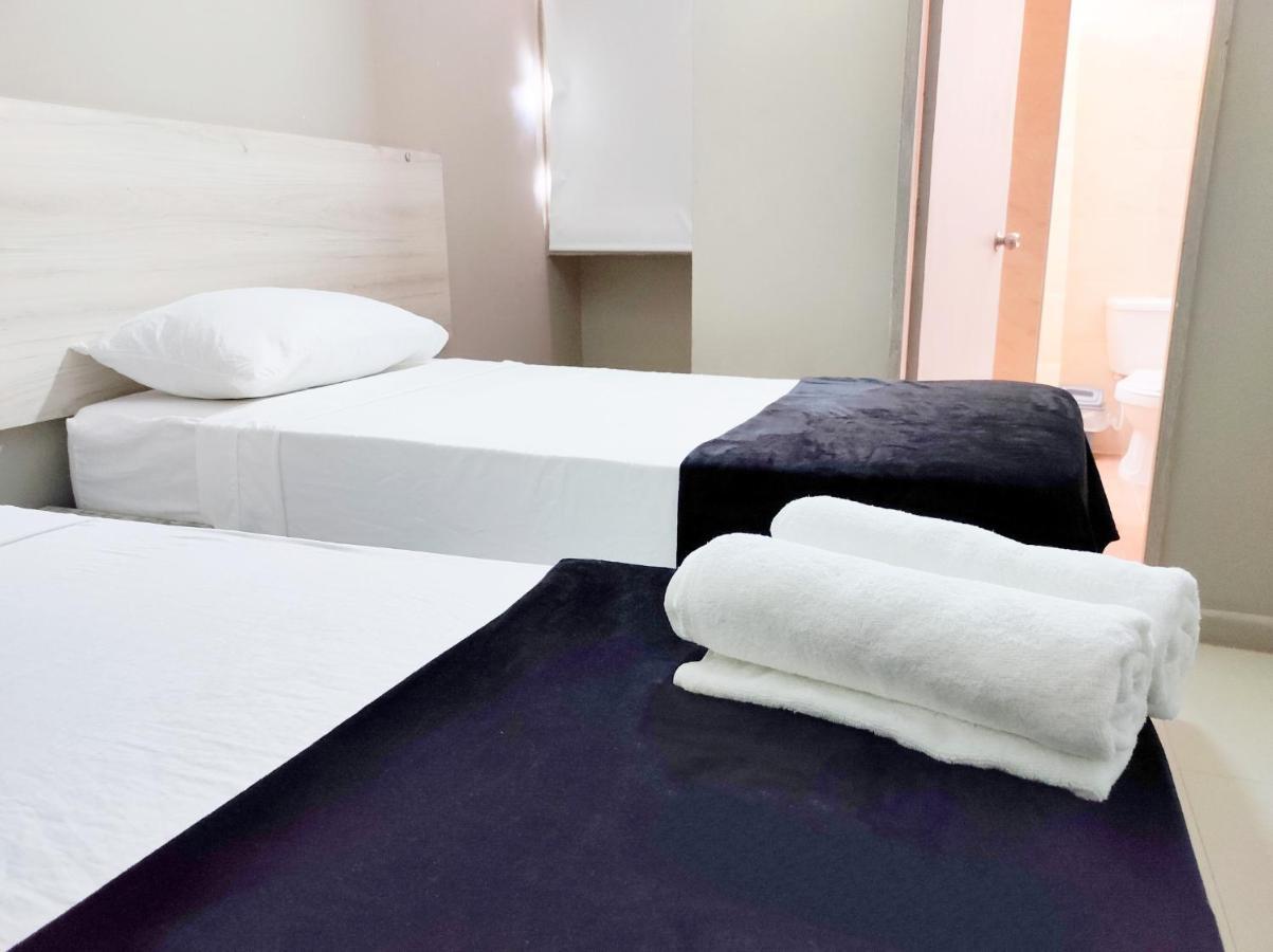 Hotel Canadiense Barranquilla บาร์รังกีญา ภายนอก รูปภาพ