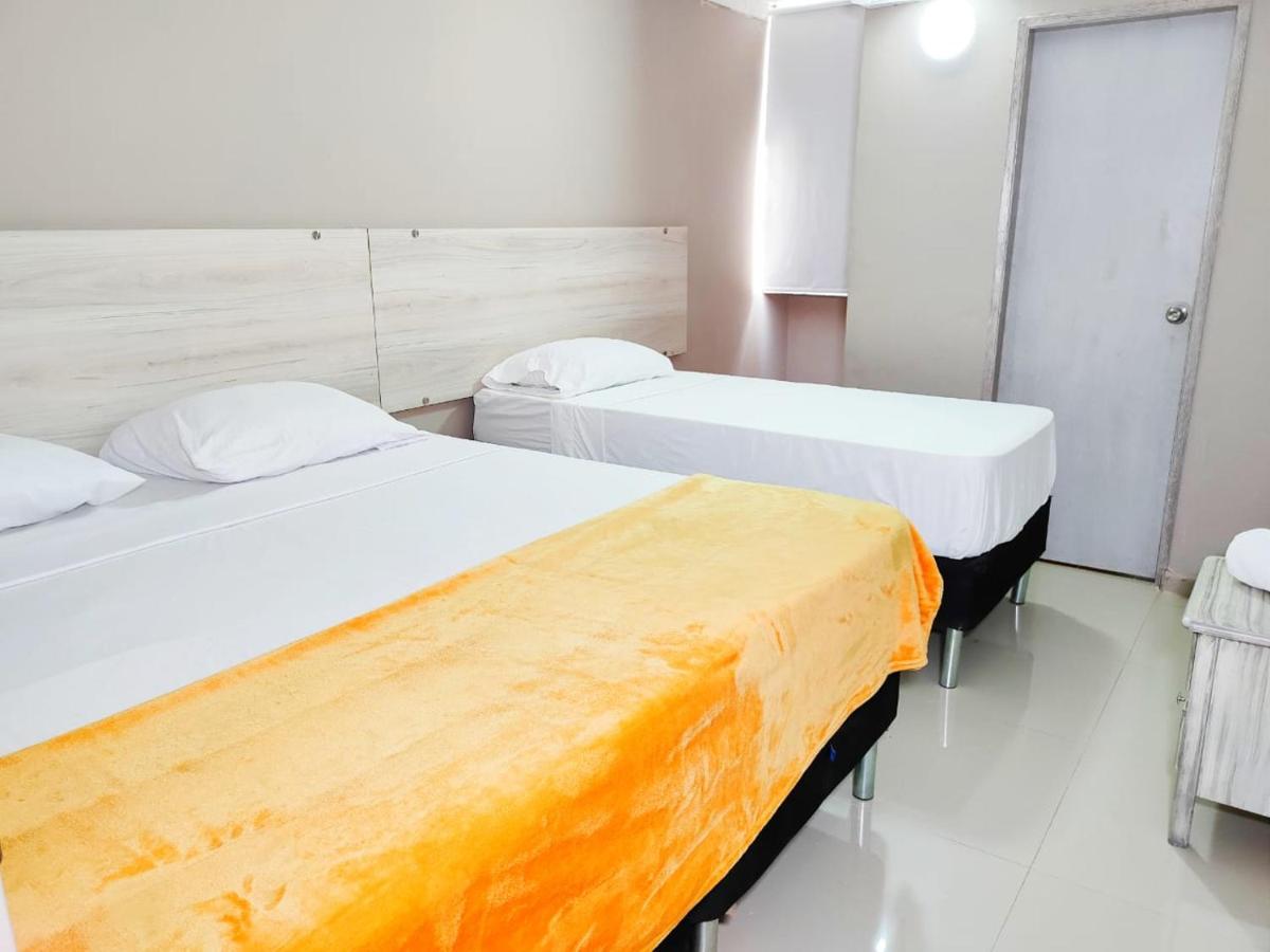 Hotel Canadiense Barranquilla บาร์รังกีญา ภายนอก รูปภาพ