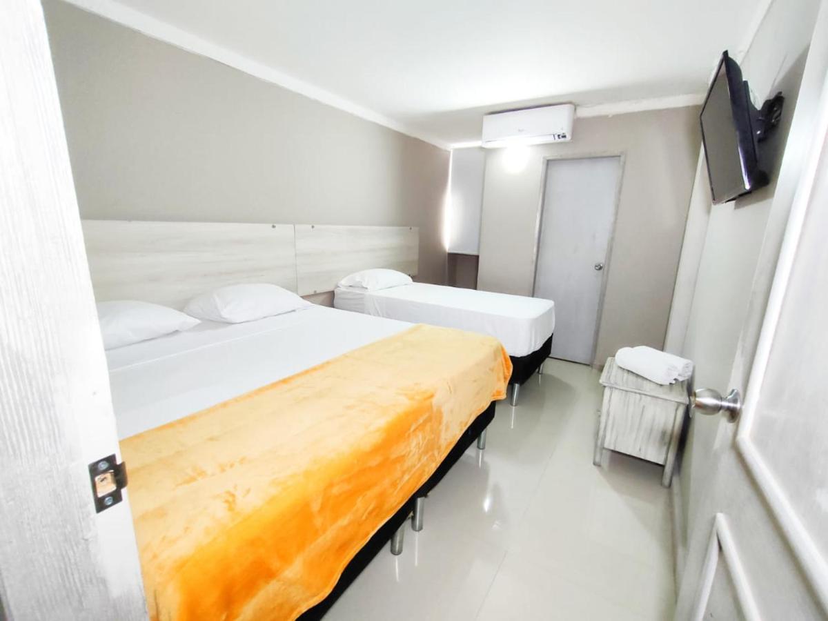 Hotel Canadiense Barranquilla บาร์รังกีญา ภายนอก รูปภาพ