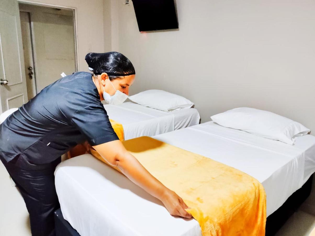 Hotel Canadiense Barranquilla บาร์รังกีญา ภายนอก รูปภาพ